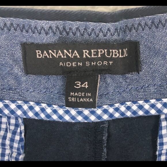 Men’s Navy Banana Republic Flat Front Shorts - Picture 3 of 3